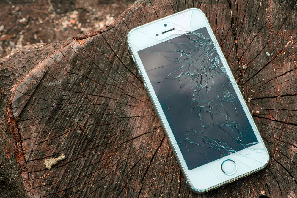 Jak nechat opravit sklo u iPhone levně a rychle?